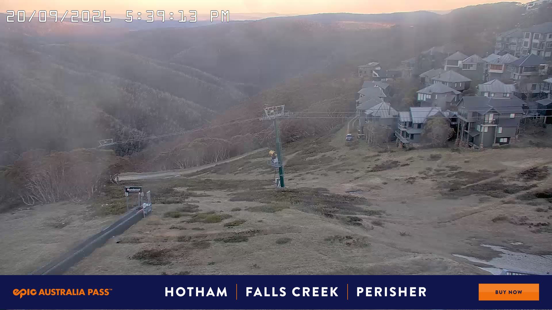 Mt Hotham Hotham Heights snow cam captured at 20 September 2026 at 5:41 pm AEST