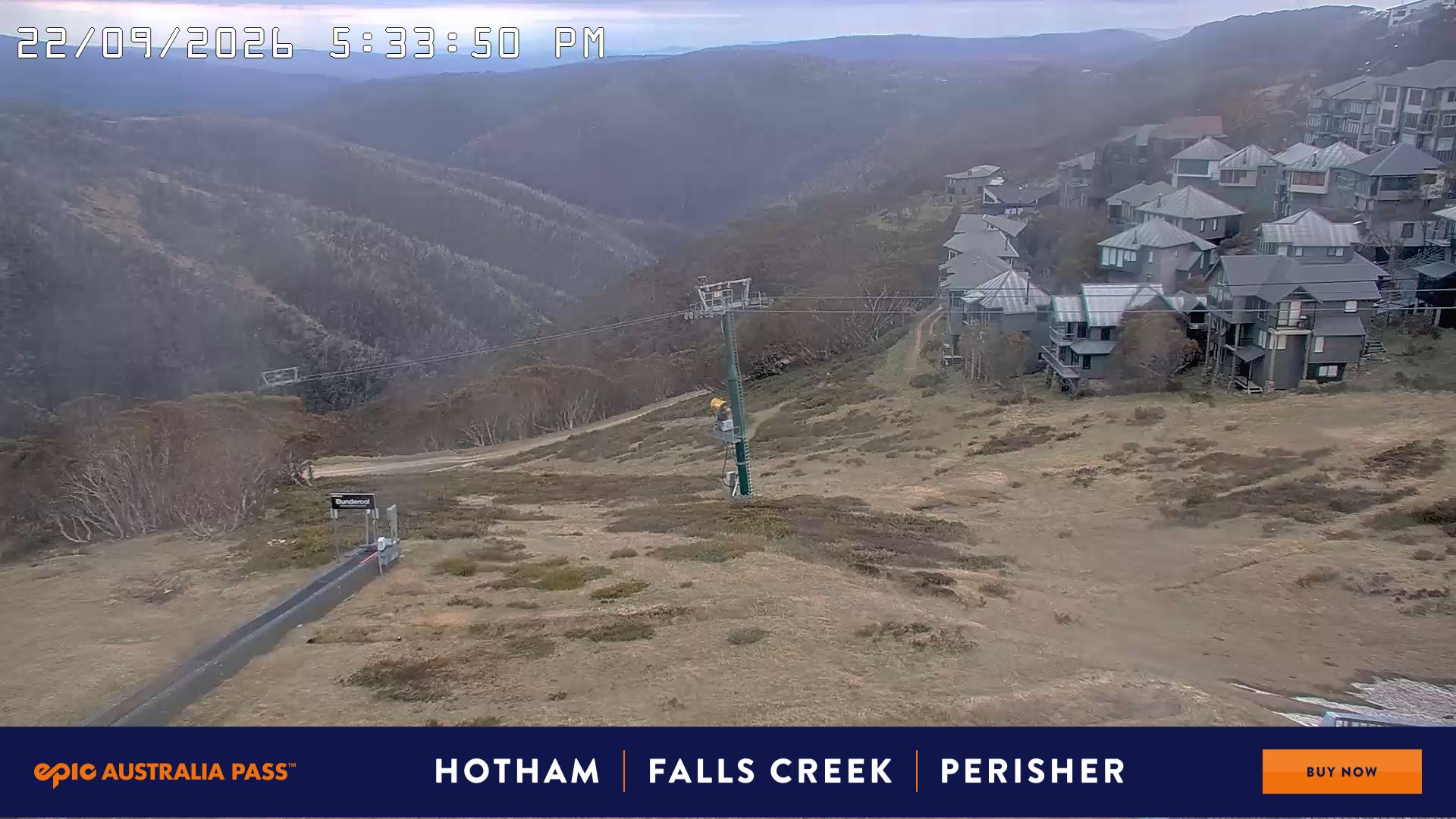 Mt Hotham Hotham Heights snow cam captured at 22 September 2026 at 5:40 pm AEST