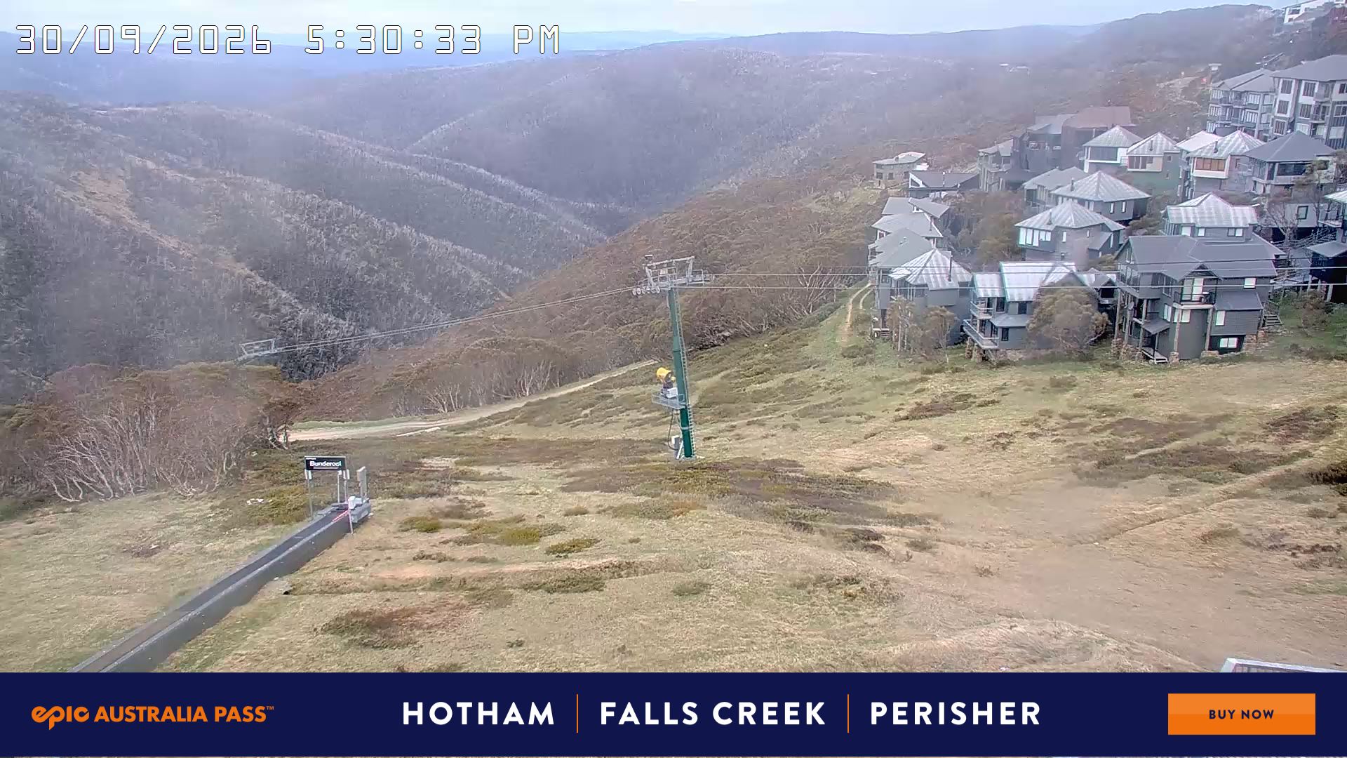 Mt Hotham Hotham Heights snow cam captured at 30 September 2026 at 5:37 pm AEST