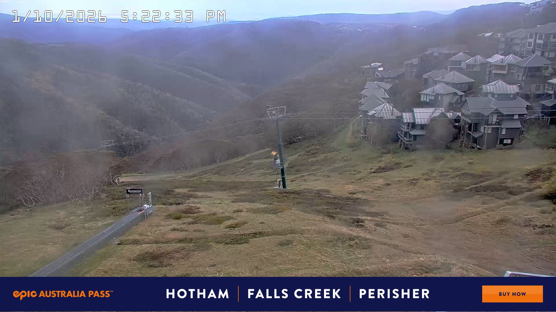 Mt Hotham Hotham Heights snow cam captured at 1 October 2026 at 5:37 pm AEST