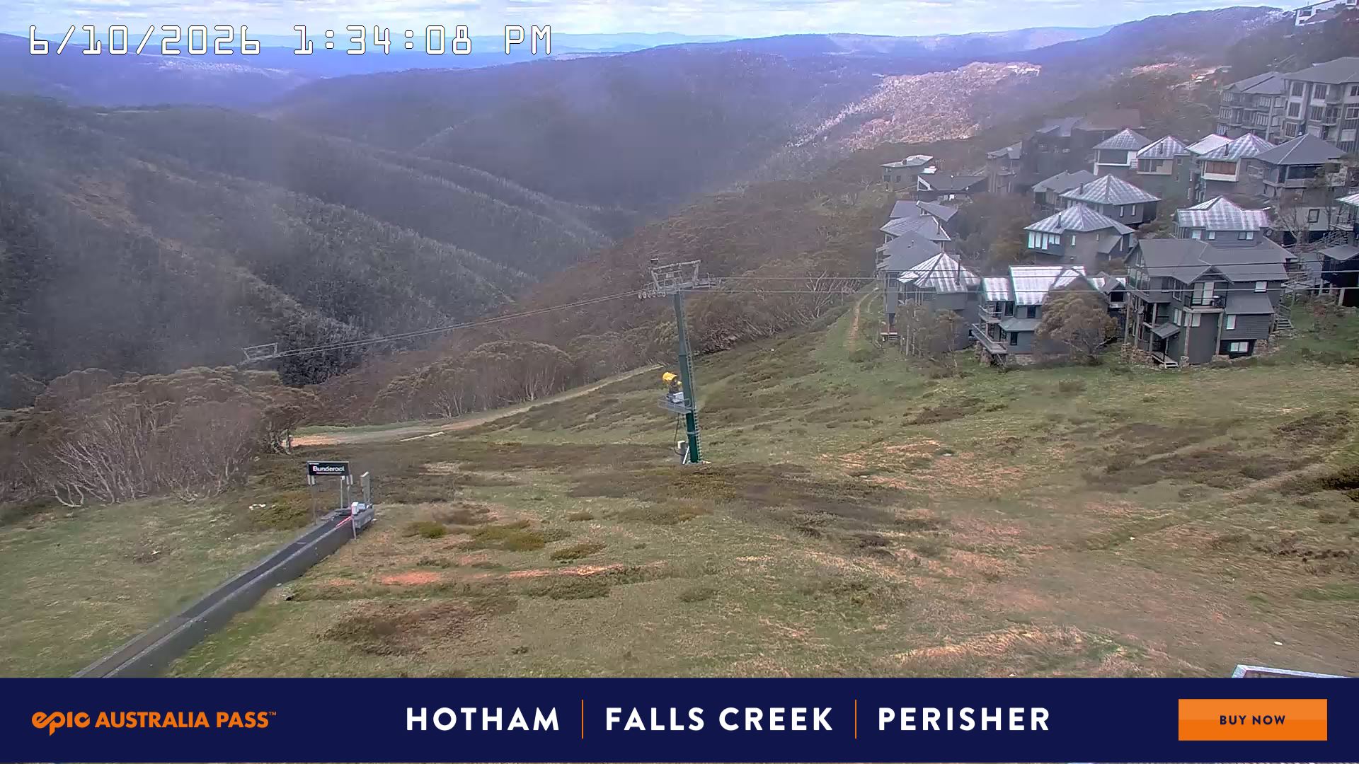 Mt Hotham Hotham Heights snow cam captured at 6 October 2026 at 1:44 pm AEDT