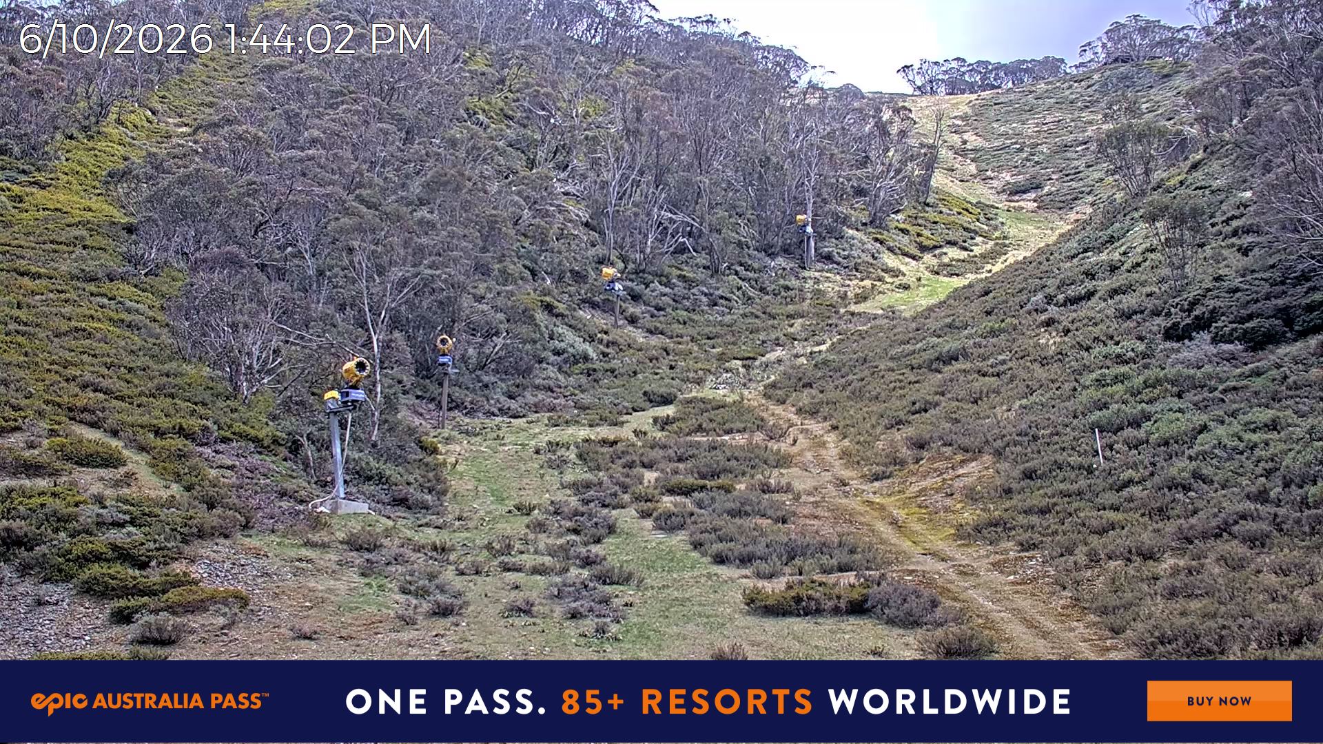 Mt Hotham Snake Gully snow cam captured at 6 October 2026 at 1:44 pm AEDT