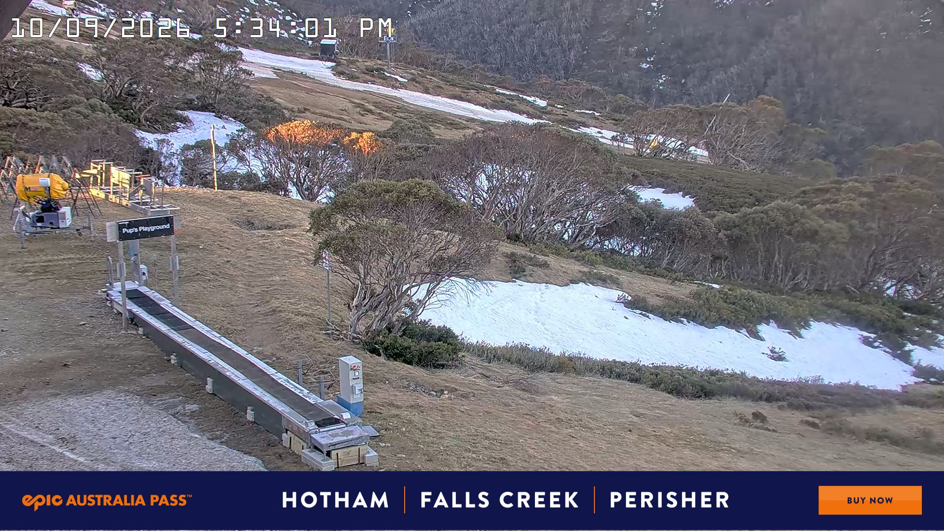 Mt Hotham Pup's and Sun Run snow cam captured at 10 September 2026 at 5:34 pm AEST