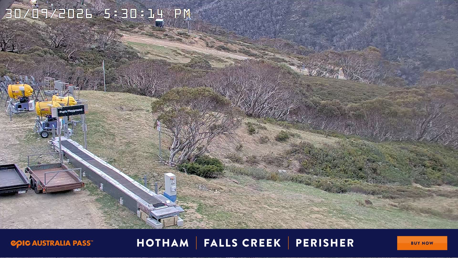 Mt Hotham Pup's and Sun Run snow cam captured at 30 September 2026 at 5:37 pm AEST