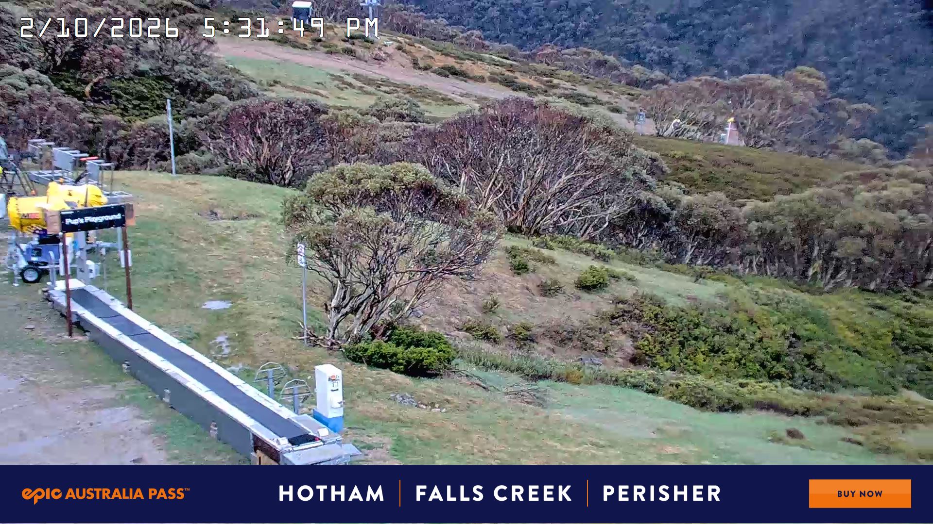 Mt Hotham Pup's and Sun Run snow cam captured at 2 October 2026 at 5:46 pm AEST