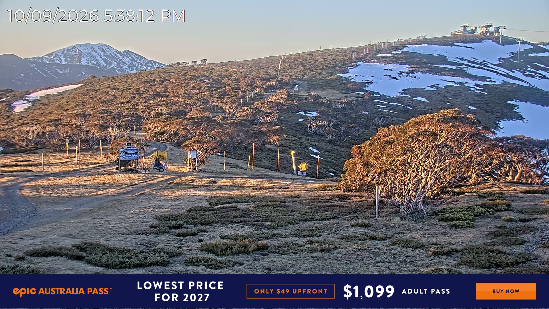 Mt Hotham Skating Rink snow cam captured at 10 September 2026 at 5:39 pm AEST