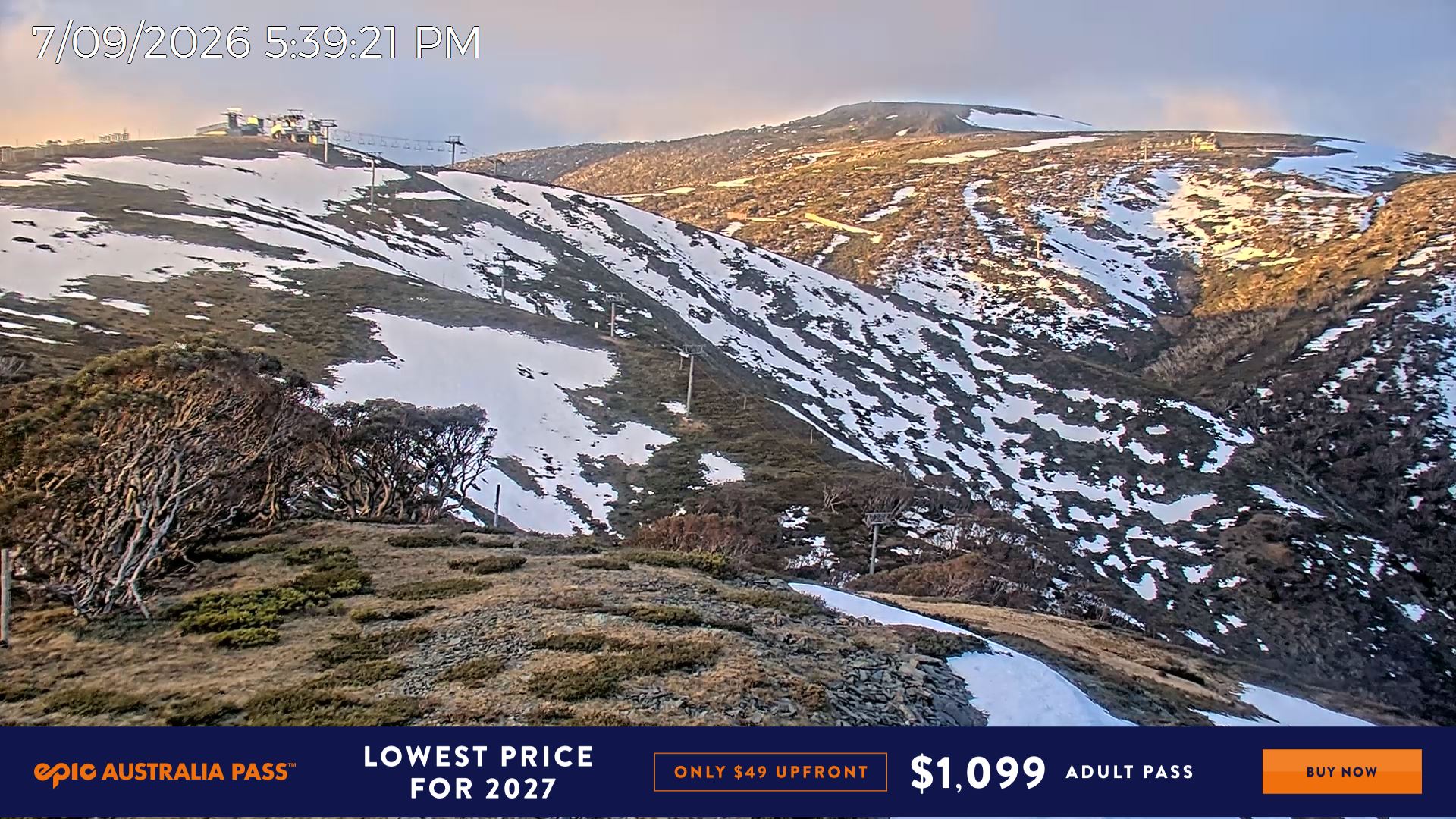 Mt Hotham Gotcha snow cam captured at 7 September 2026 at 5:44 pm AEST