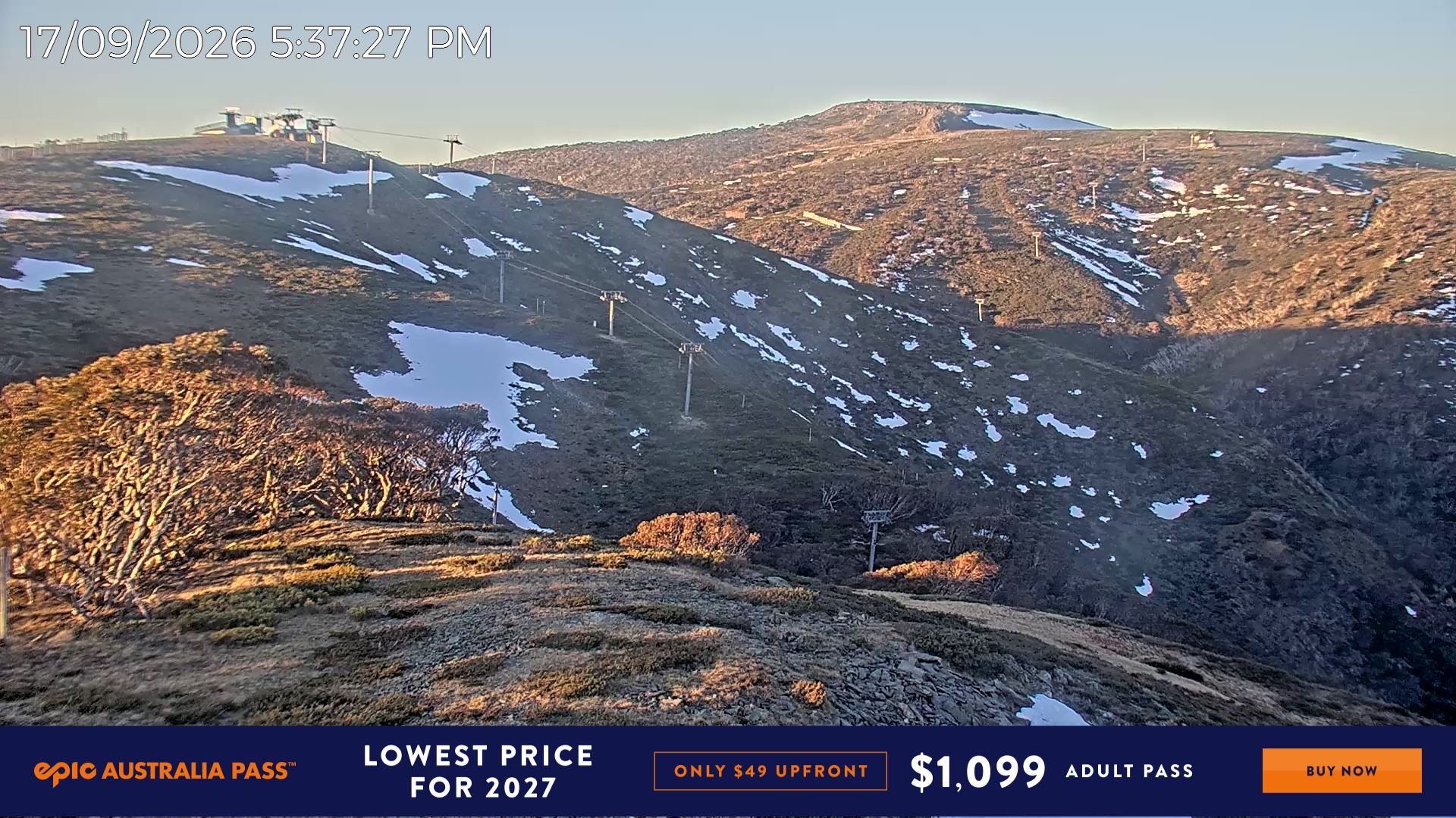 Mt Hotham Gotcha snow cam captured at 17 September 2026 at 5:44 pm AEST