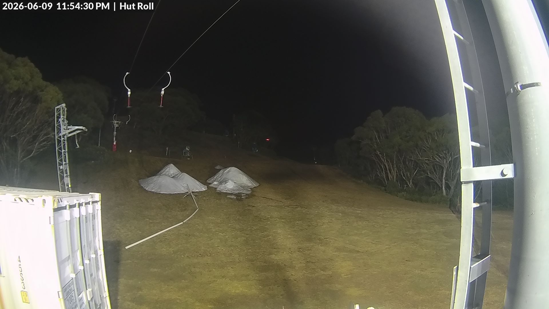Mt Baw Baw Hut Roll snow cam captured at 9 June 2026 at 11:58 pm AEST