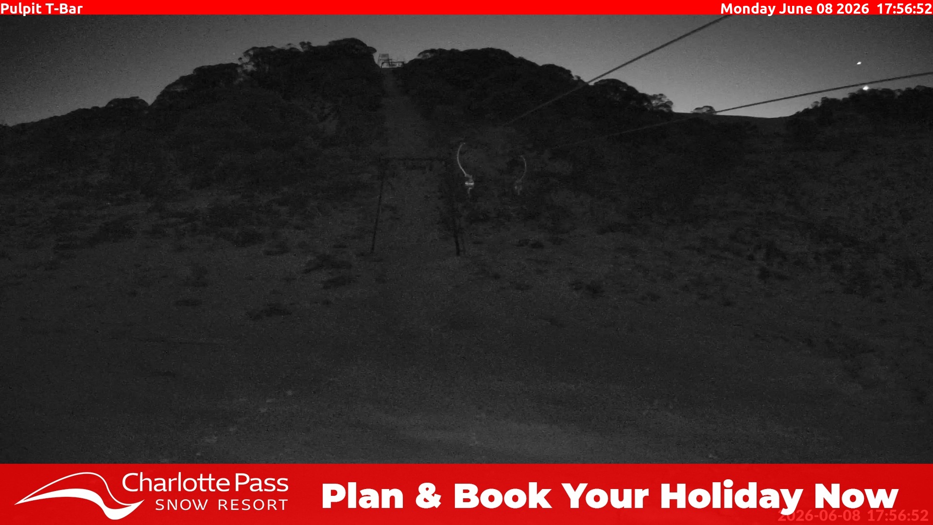 Charlotte Pass Pulpit T-Bar snow cam captured at 8 June 2026 at 6:22 pm AEST