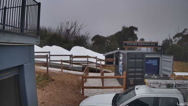 Lake Mountain Mini Toboggan Run snow cam captured at 14 June 2026 at 4:08 am AEST