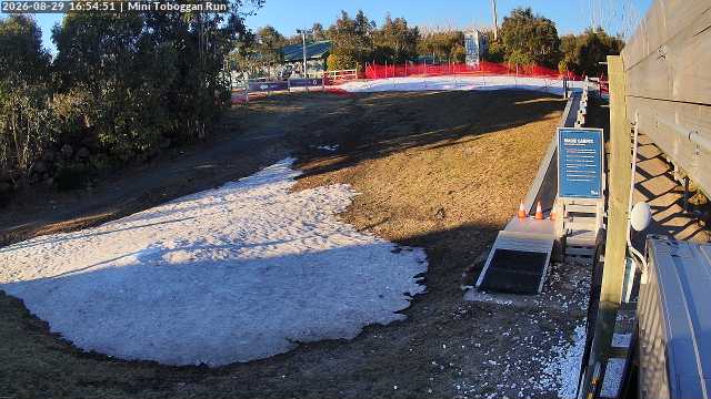 Lake Mountain Mini Toboggan Run snow cam captured at 29 August 2026 at 4:55 pm AEST