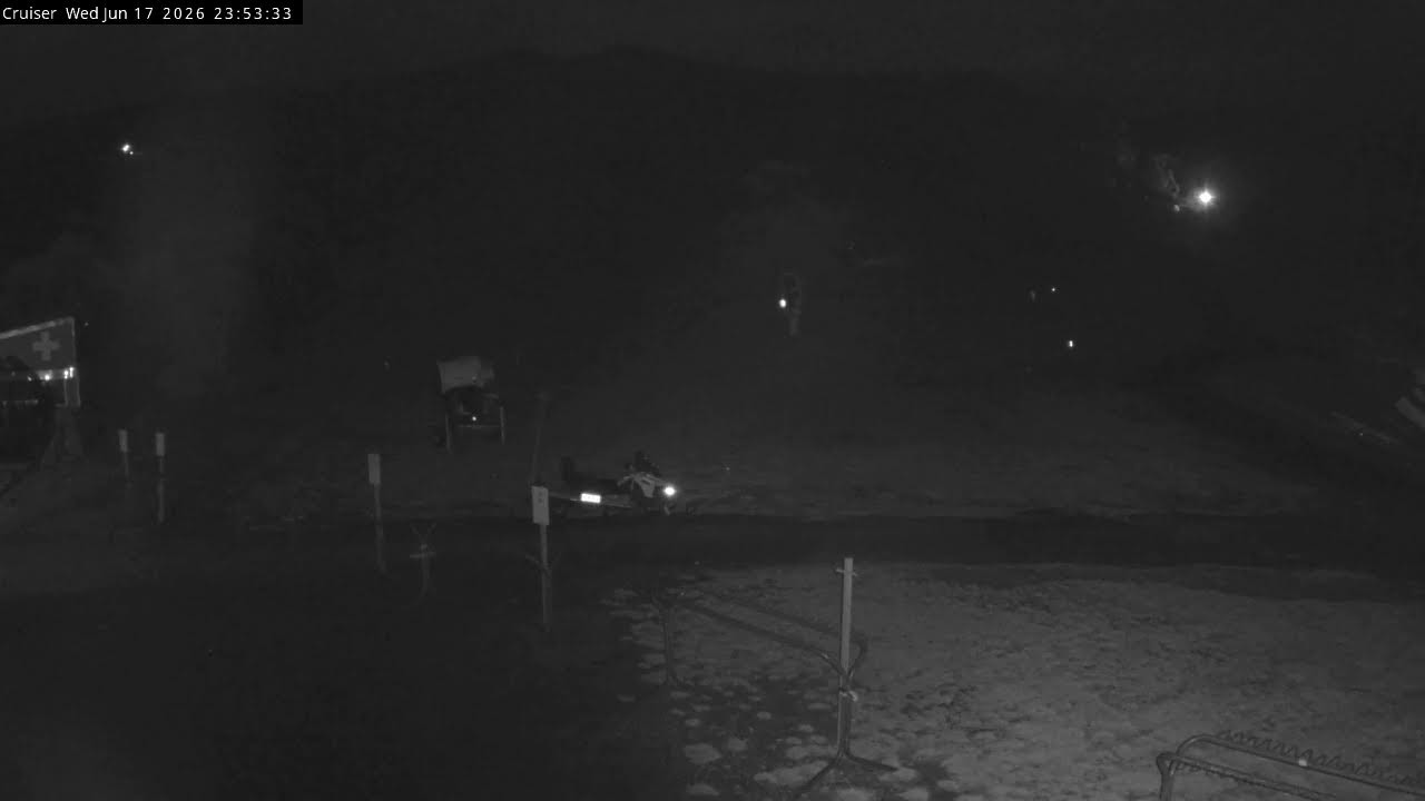 Thredbo Cruiser Area snow cam captured at 17 June 2026 at 11:55 pm AEST