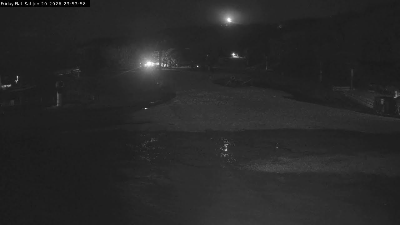 Thredbo Friday Flat Live snow cam captured at 20 June 2026 at 11:55 pm AEST