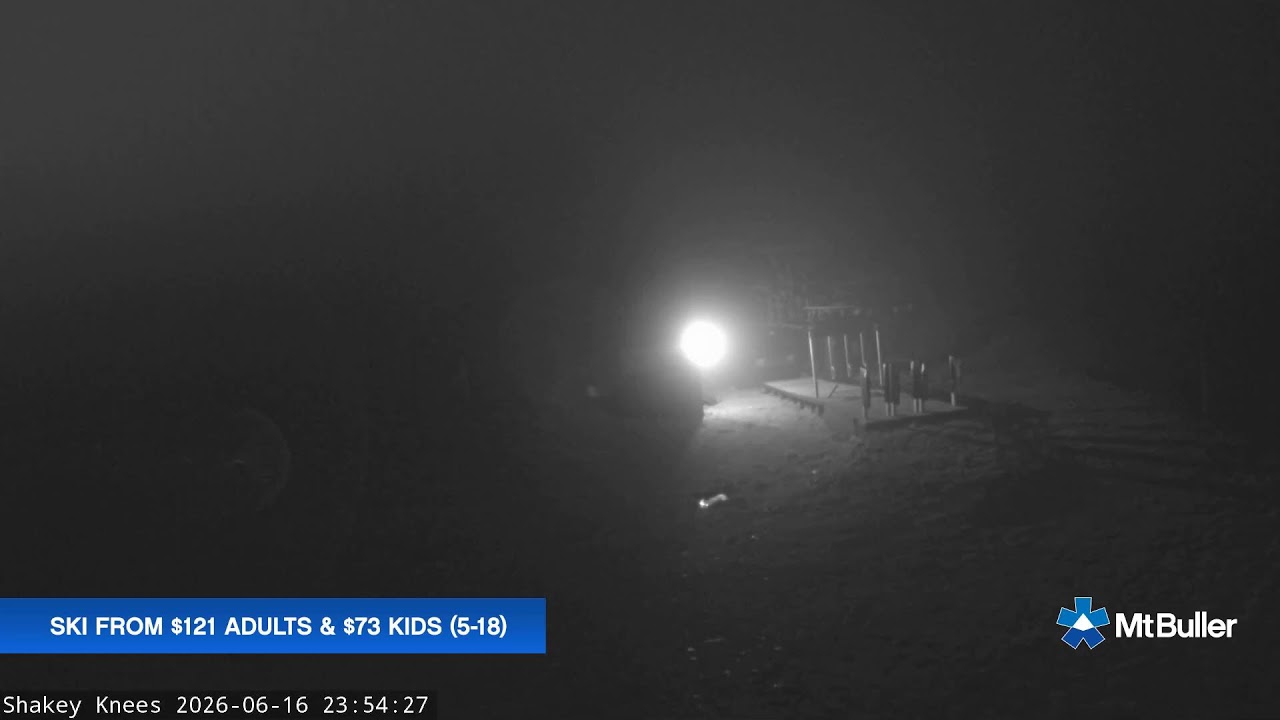 Mt Buller Shakey Knees Live snow cam captured at 16 June 2026 at 11:54 pm AEST