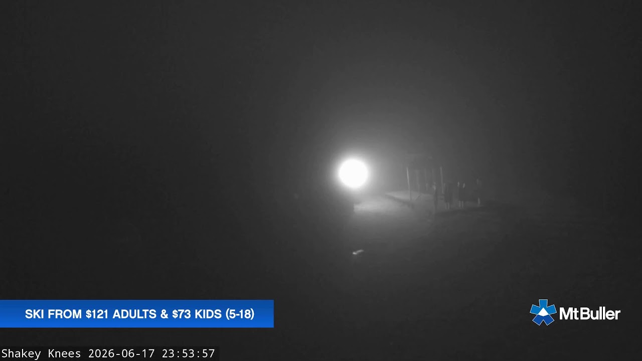 Mt Buller Shakey Knees Live snow cam captured at 17 June 2026 at 11:54 pm AEST