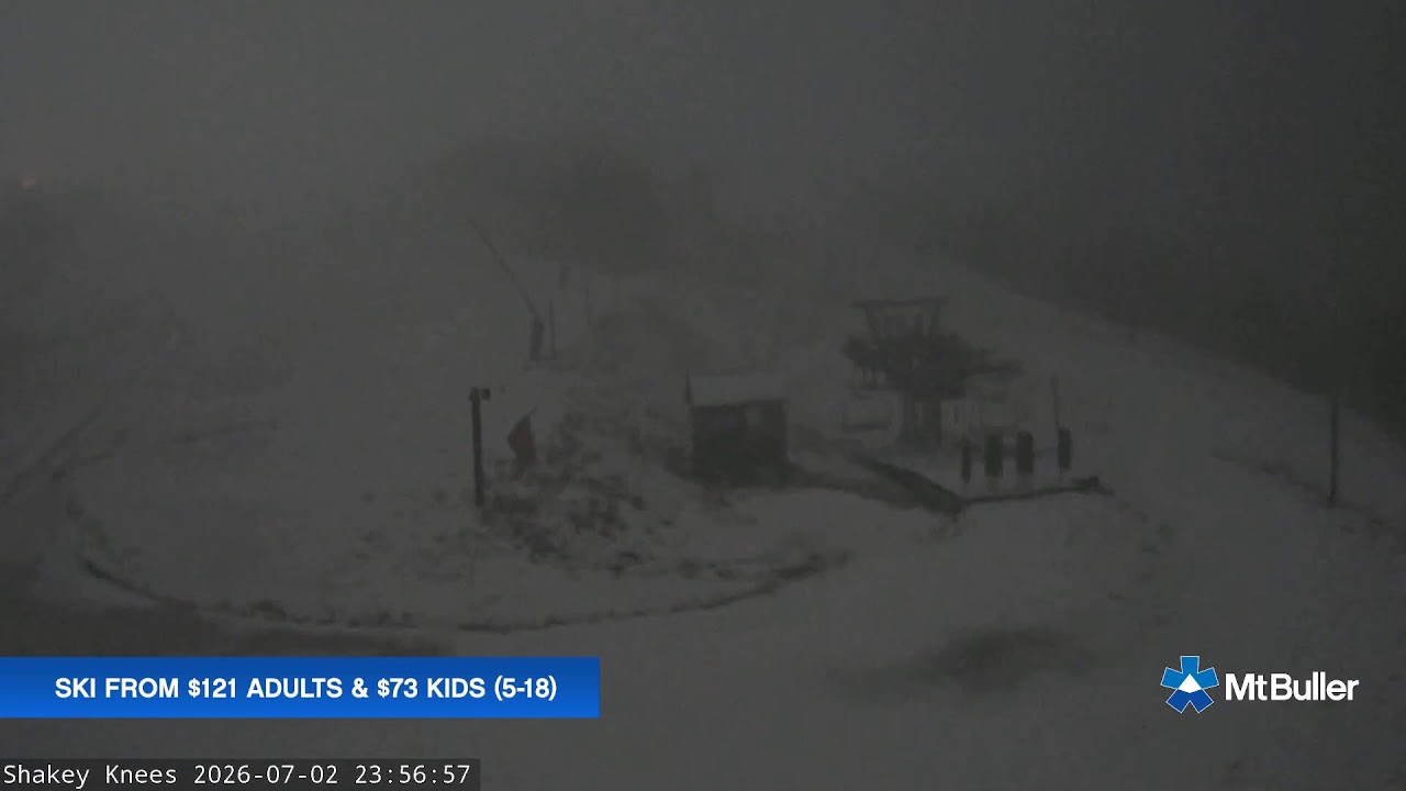 Mt Buller Shakey Knees Live snow cam captured at 2 July 2026 at 11:58 pm AEST