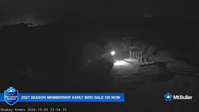 Mt Buller Shakey Knees Live snow cam captured at 5 October 2026 at 11:54 pm AEDT