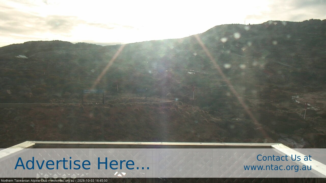 Ben Lomond NTAC Top Slopes snow cam captured at 3 October 2026 at 4:47 pm AEST