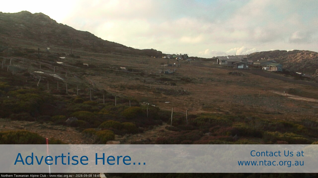 Ben Lomond NTAC Front Slopes snow cam captured at 8 September 2026 at 4:50 pm AEST