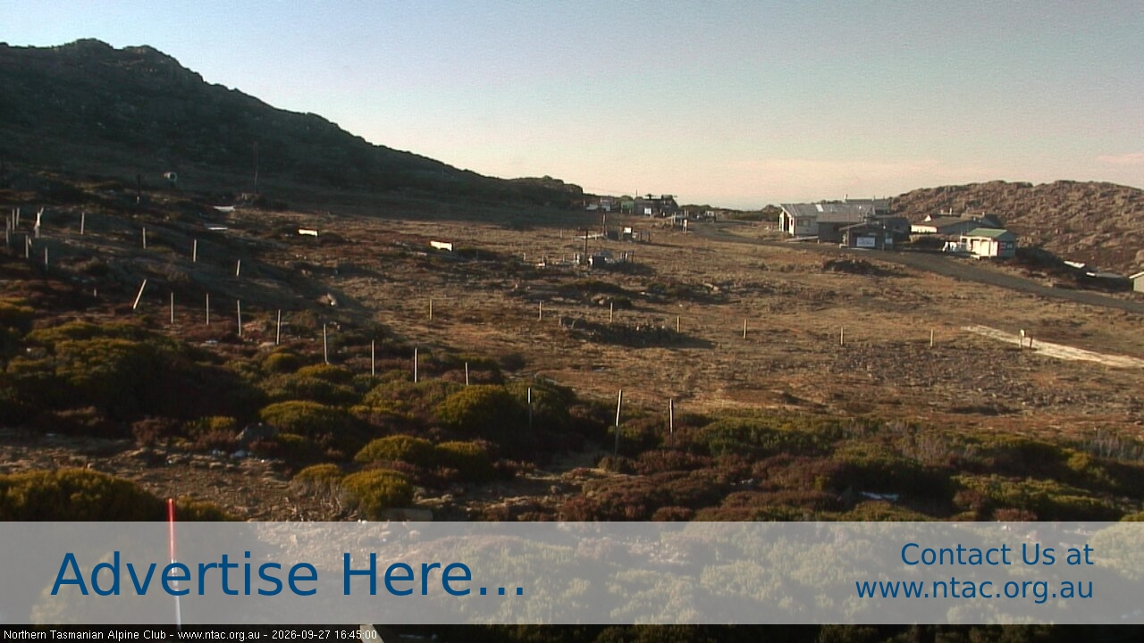 Ben Lomond NTAC Front Slopes snow cam captured at 27 September 2026 at 6:25 pm AEST
