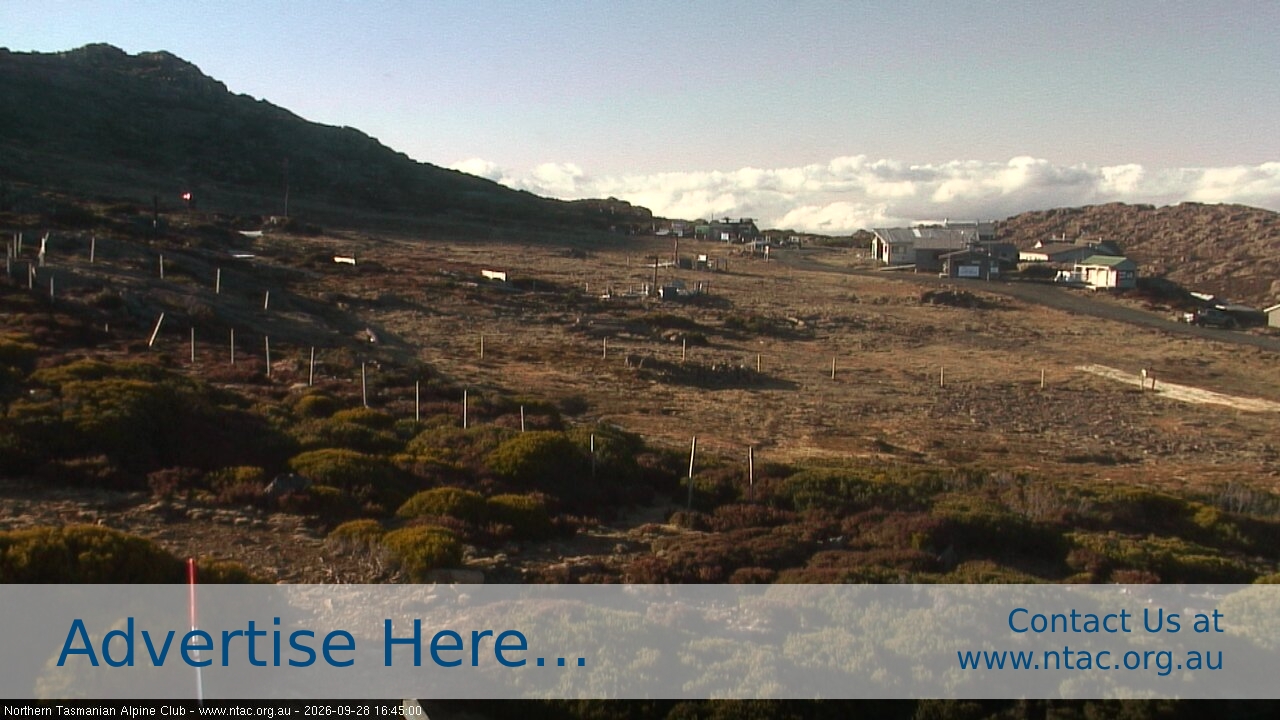 Ben Lomond NTAC Front Slopes snow cam captured at 28 September 2026 at 4:52 pm AEST
