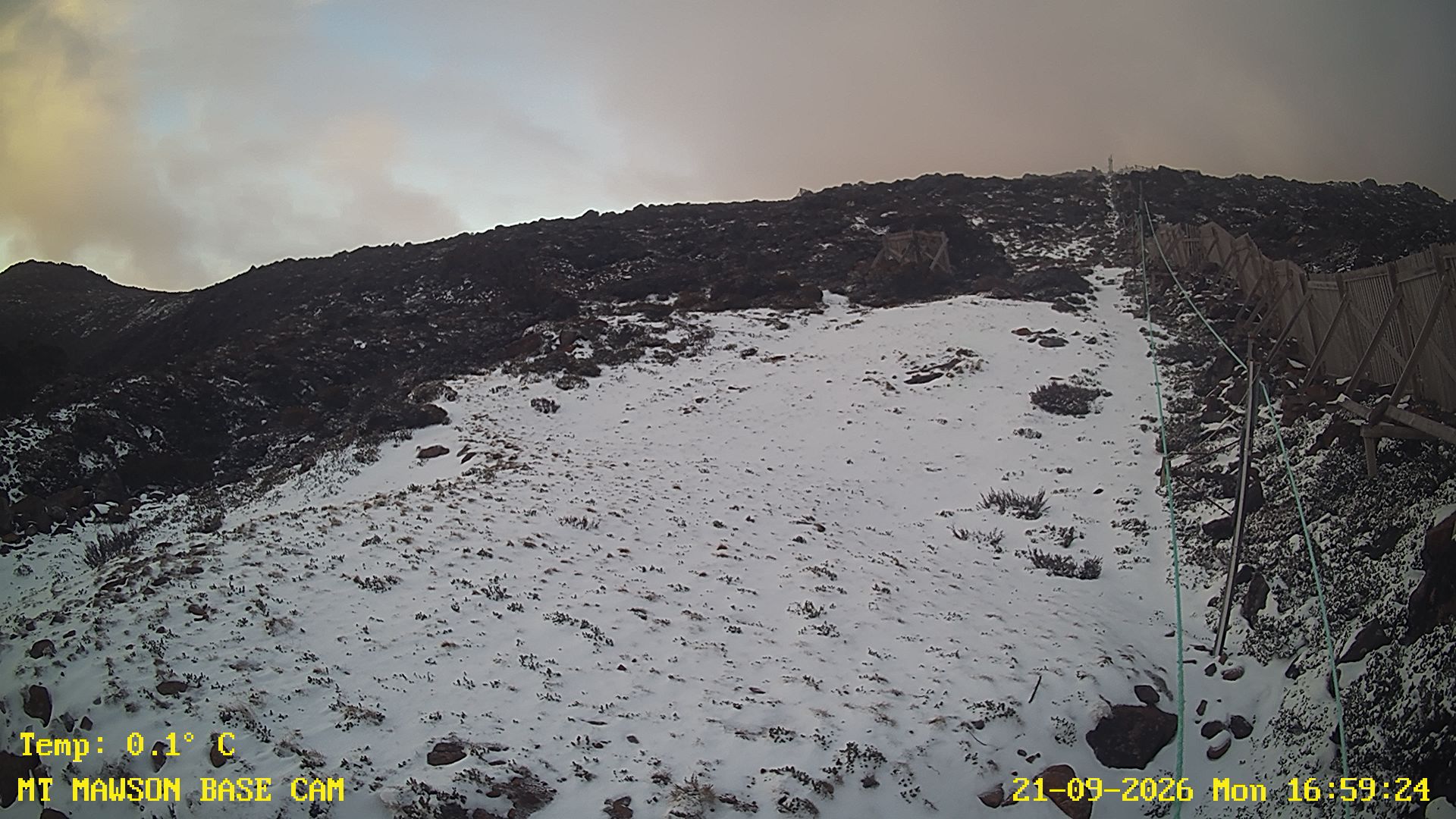 Mt Mawson Base Cam #1 snow cam captured at 21 September 2026 at 5:09 pm AEST