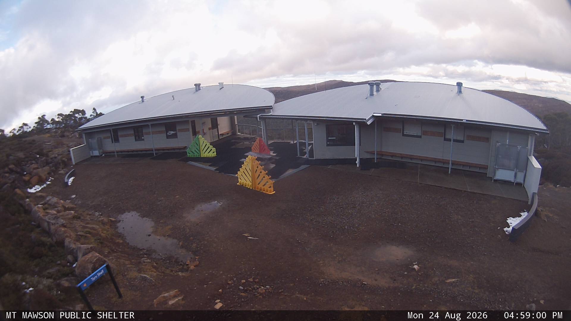 Mt Mawson Public Shelter snow cam captured at 24 August 2026 at 5:13 pm AEST