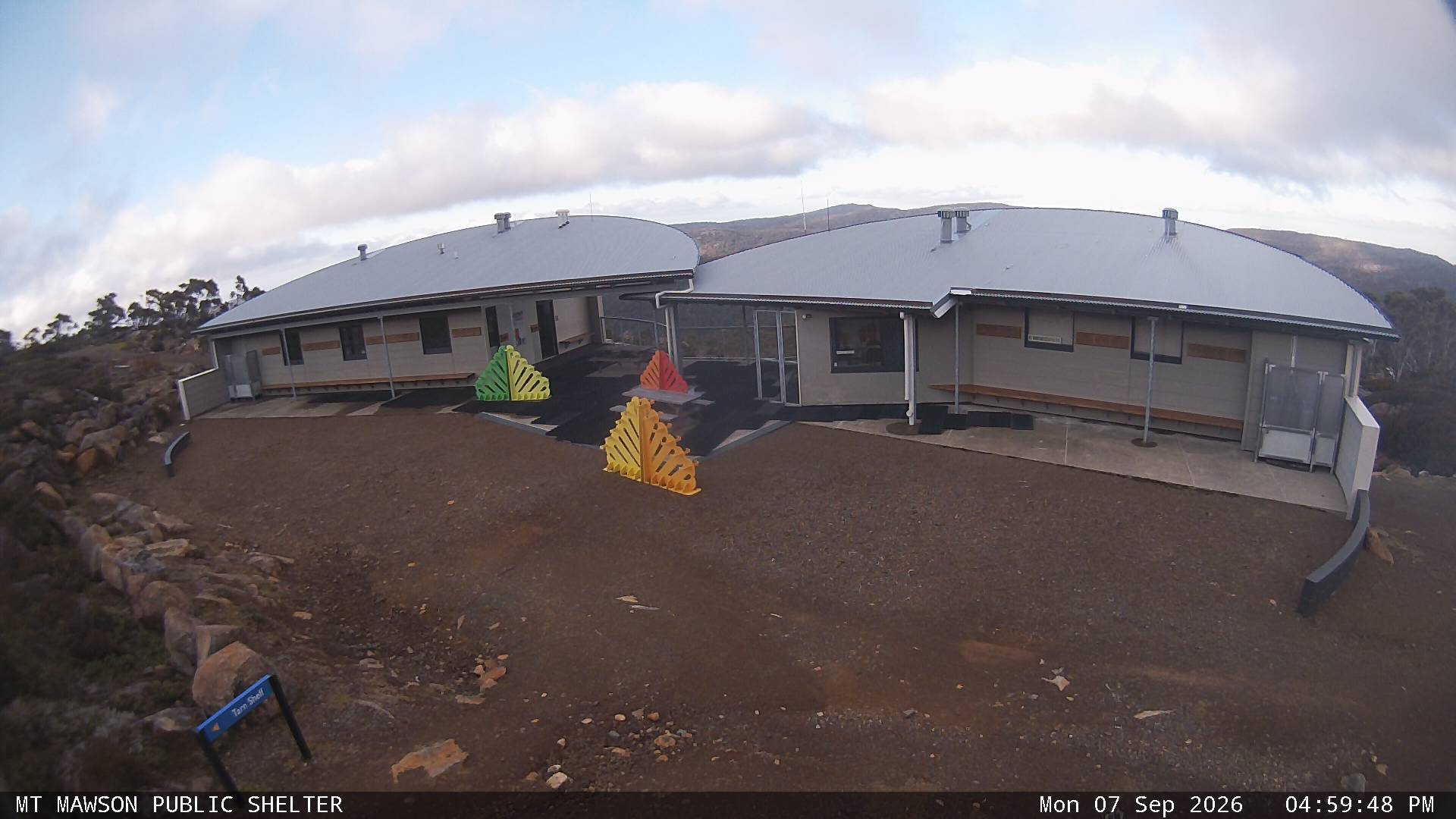 Mt Mawson Public Shelter snow cam captured at 7 September 2026 at 5:02 pm AEST