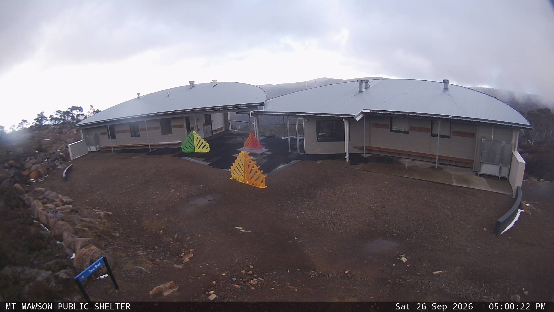 Mt Mawson Public Shelter snow cam captured at 26 September 2026 at 5:13 pm AEST