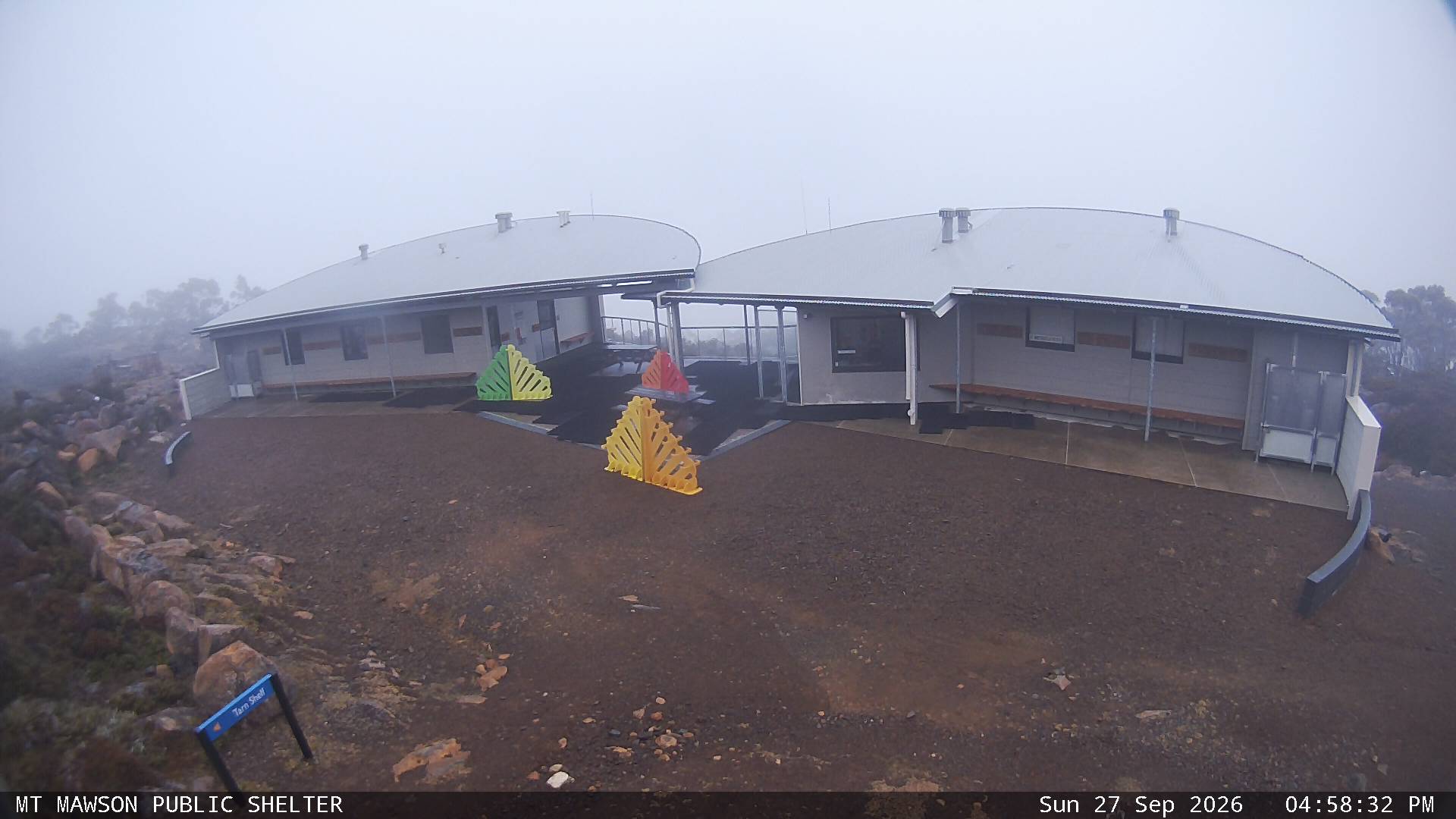 Mt Mawson Public Shelter snow cam captured at 27 September 2026 at 6:20 pm AEST