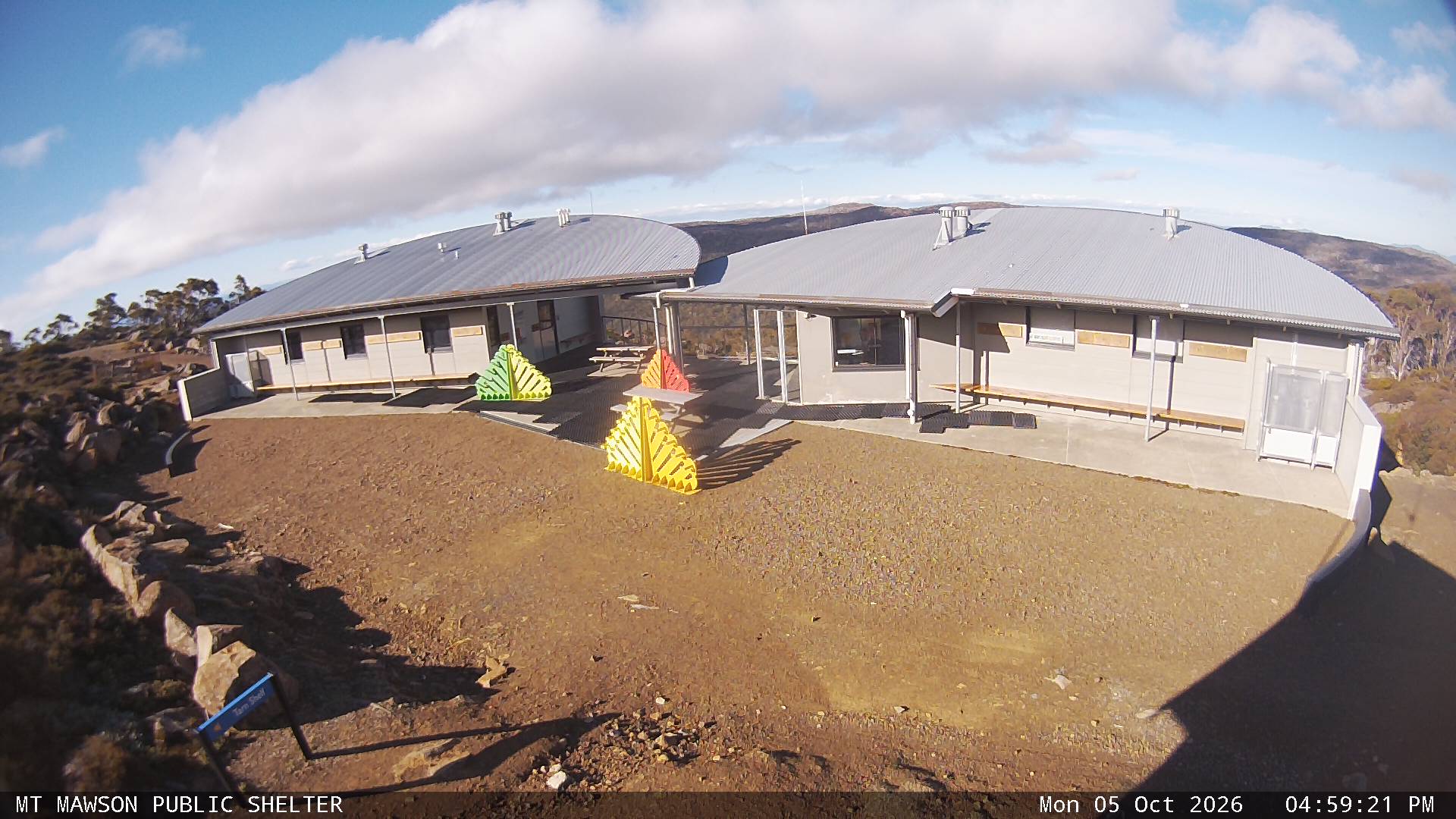 Mt Mawson Public Shelter snow cam captured at 5 October 2026 at 5:03 pm AEDT