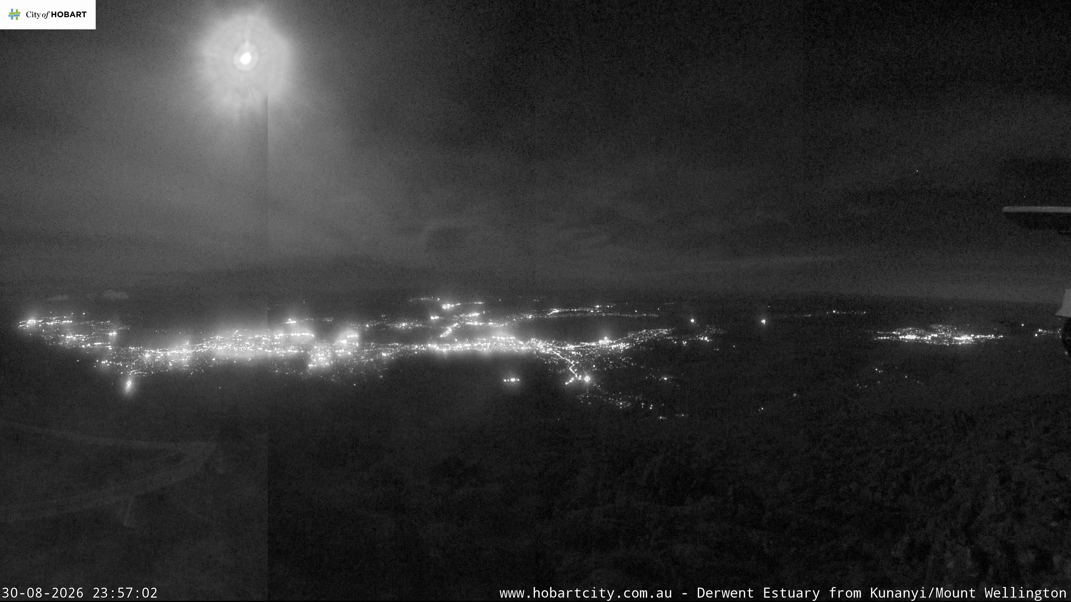 kunanyi / Mt Wellington Hobart and Derwent Estuary snow cam captured at 30 August 2026 at 11:57 pm AEST