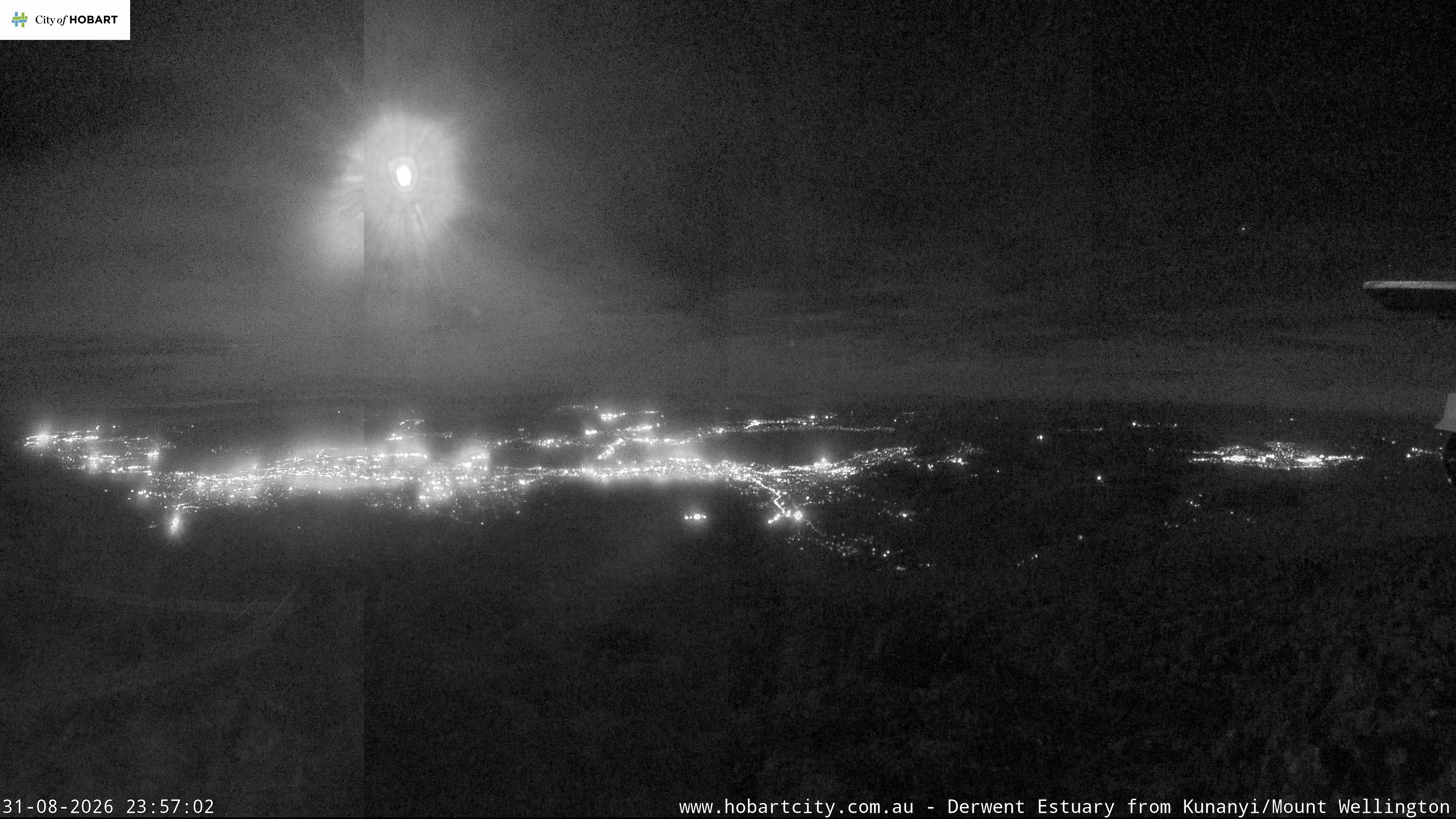 kunanyi / Mt Wellington Hobart and Derwent Estuary snow cam captured at 31 August 2026 at 11:57 pm AEST