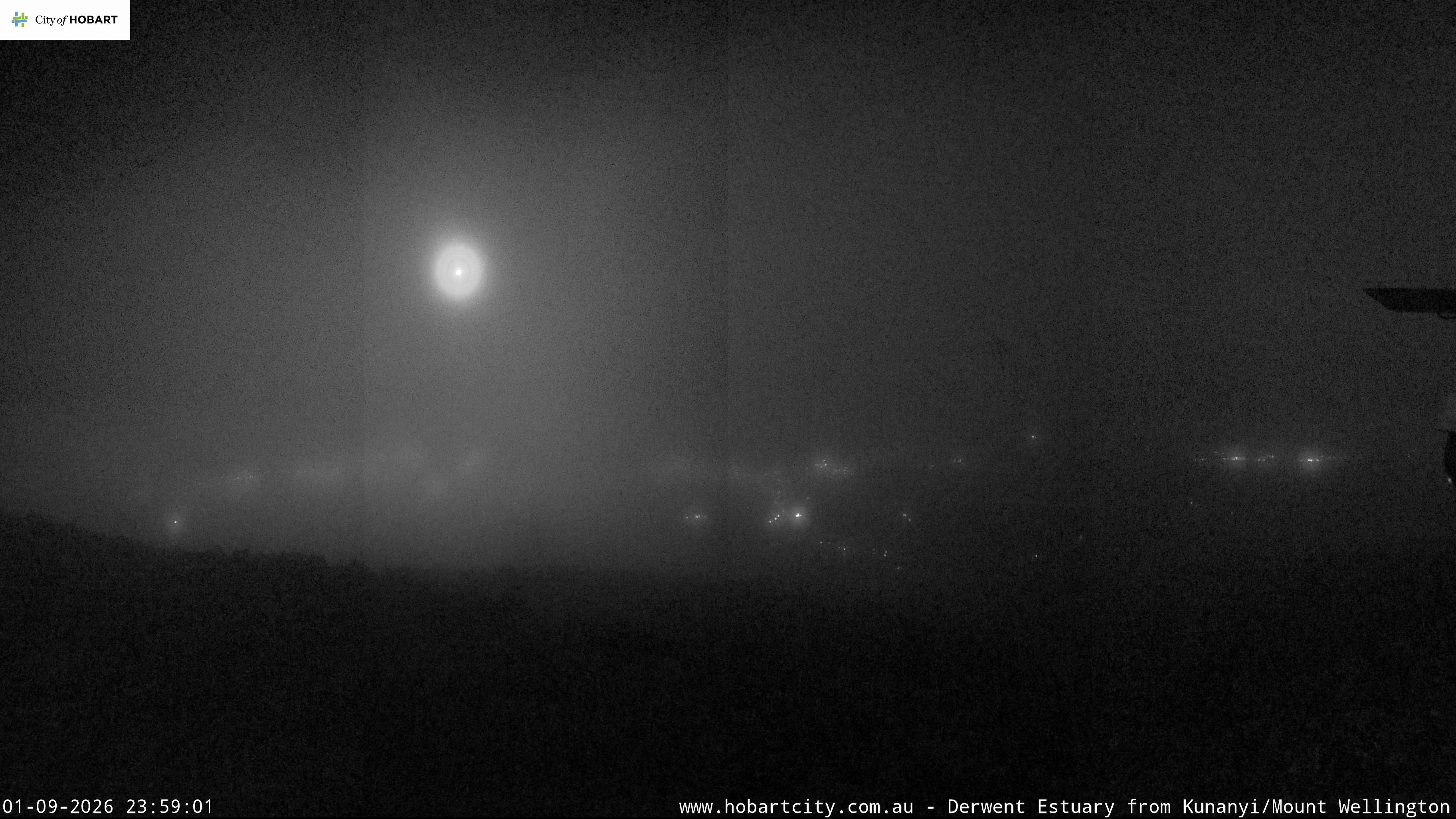kunanyi / Mt Wellington Hobart and Derwent Estuary snow cam captured at 1 September 2026 at 11:59 pm AEST