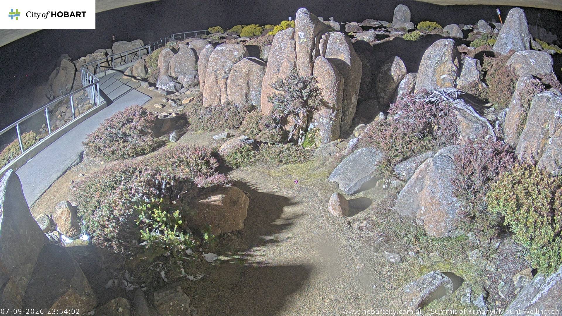 kunanyi / Mt Wellington Summit snow cam captured at 7 September 2026 at 11:54 pm AEST