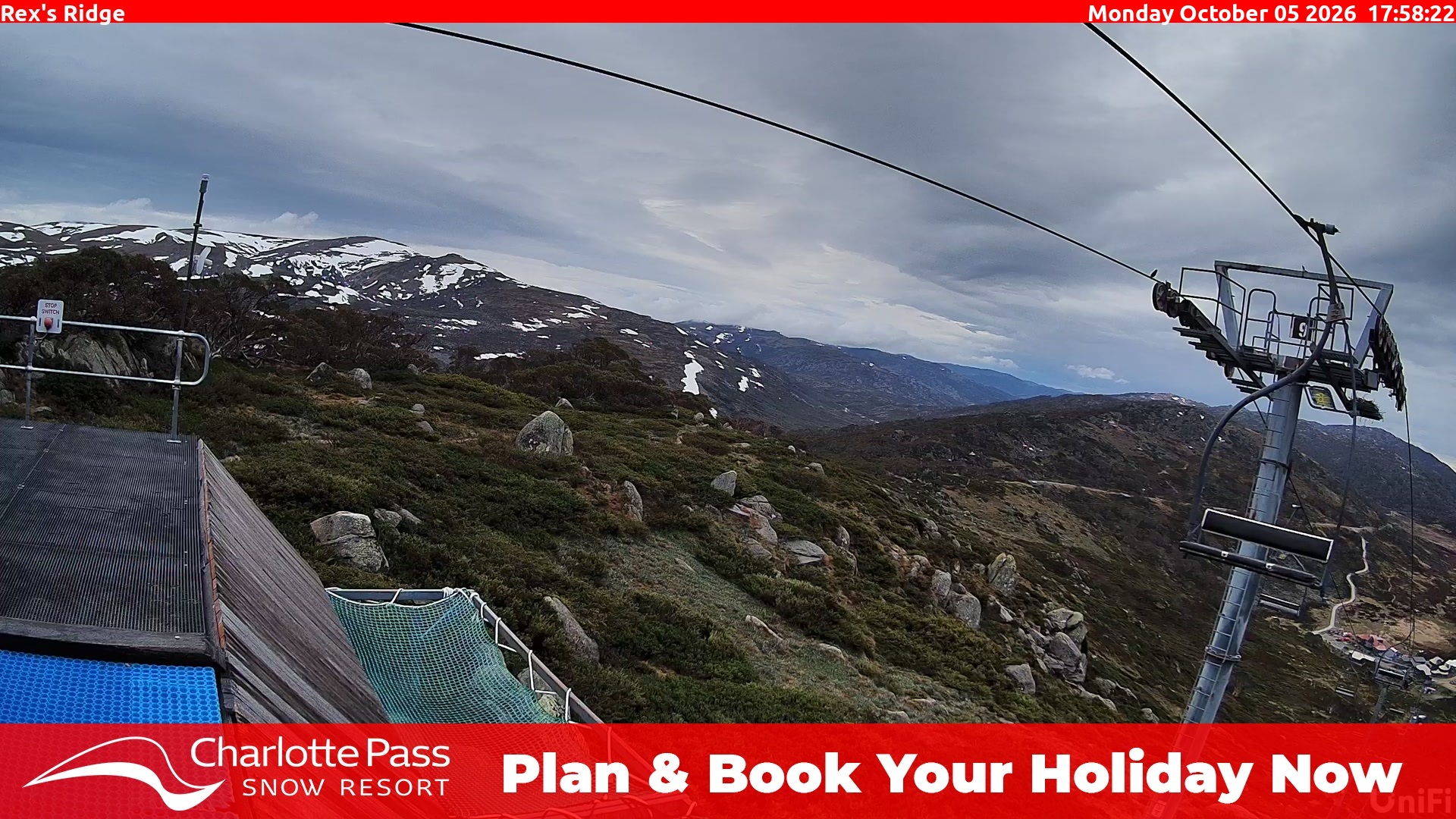 Charlotte Pass Rex's Ridge snow cam captured at 5 October 2026 at 6:05 pm AEDT