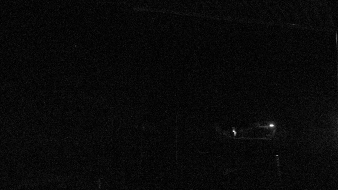 Coronet Peak Meadows Base snow cam captured at 15 September 2026 at 9:26 pm NZST