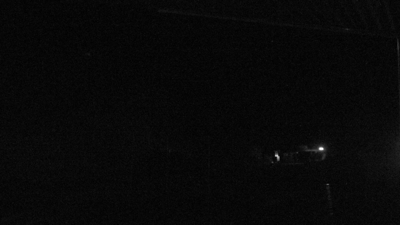 Coronet Peak Meadows Base snow cam captured at 1 October 2026 at 9:39 pm NZDT