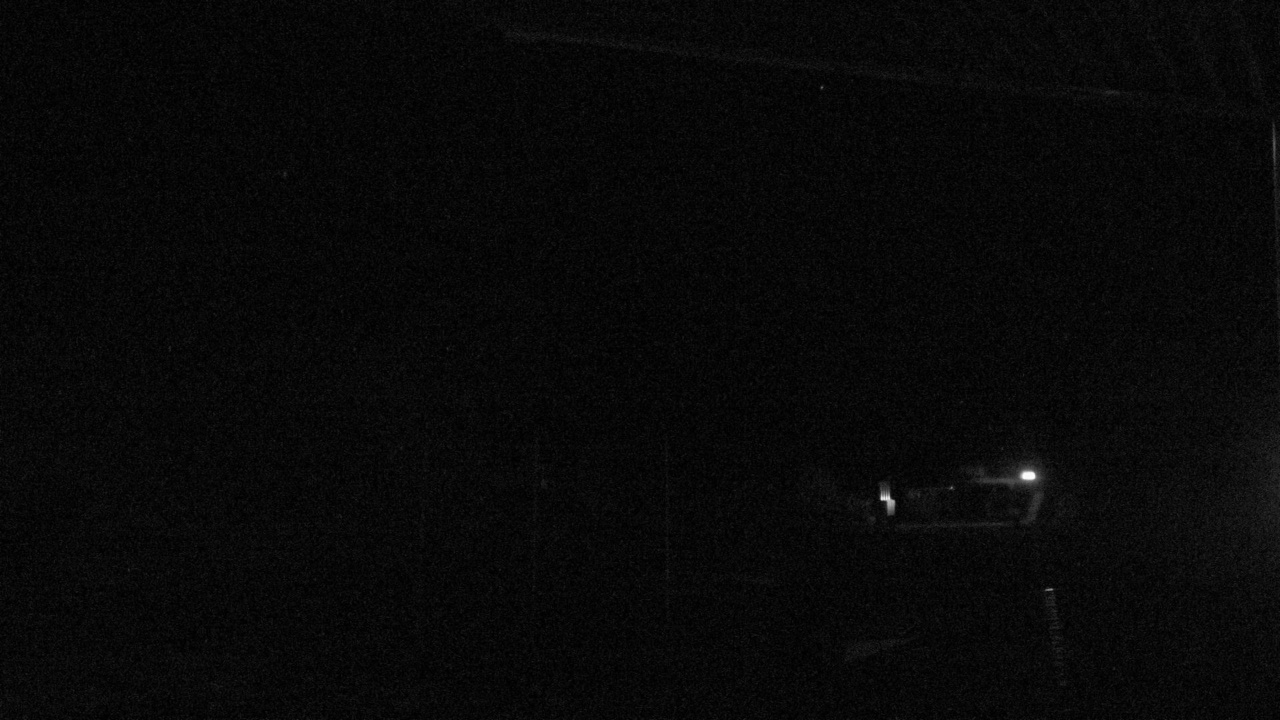 Coronet Peak Meadows Base snow cam captured at 4 October 2026 at 9:28 pm NZDT