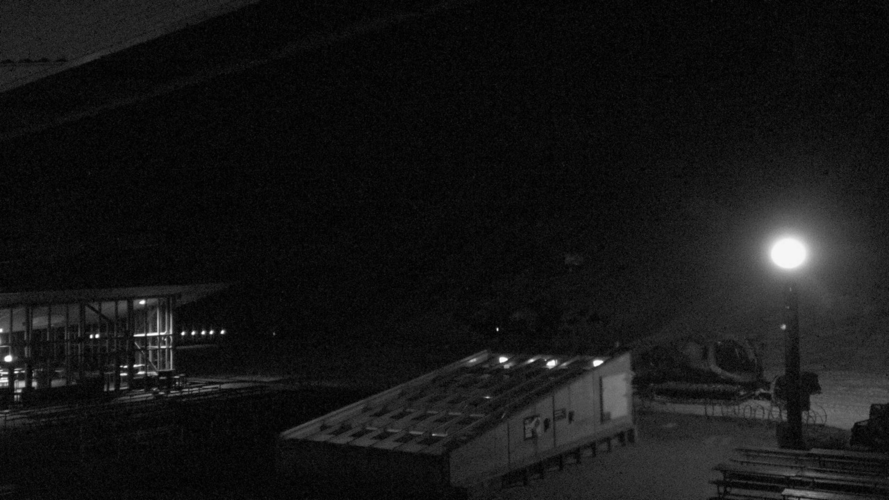 Coronet Peak Coronet Express snow cam captured at 14 September 2026 at 11:37 pm NZST