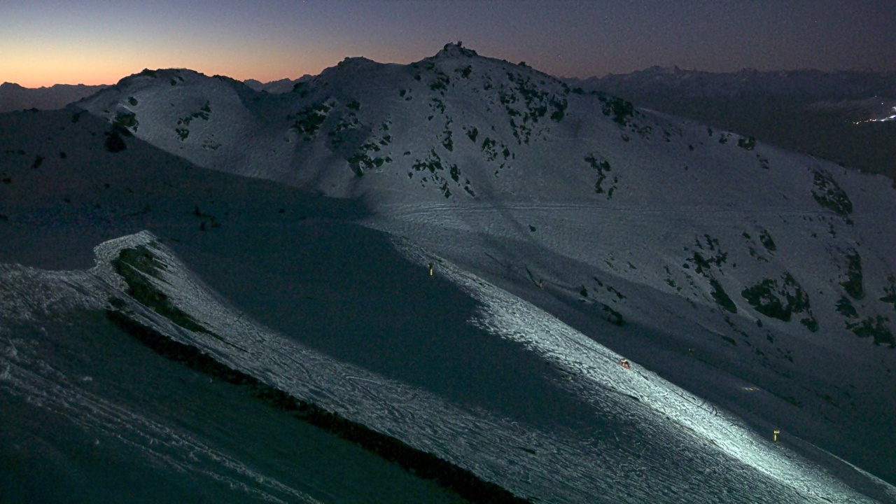 The Remarkables Shadow Basin snow cam captured at 3 October 2026 at 11:46 pm NZDT
