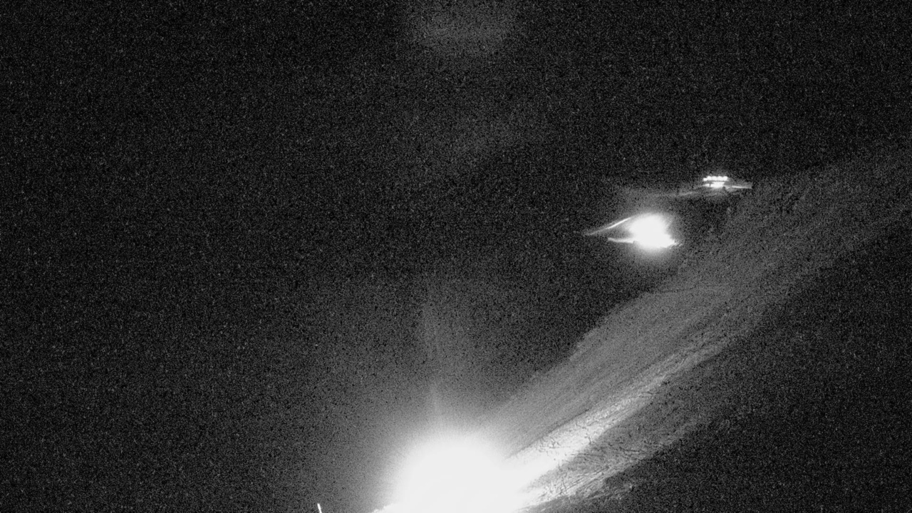 The Remarkables Sugar Bowl snow cam captured at 7 September 2026 at 9:44 pm NZST
