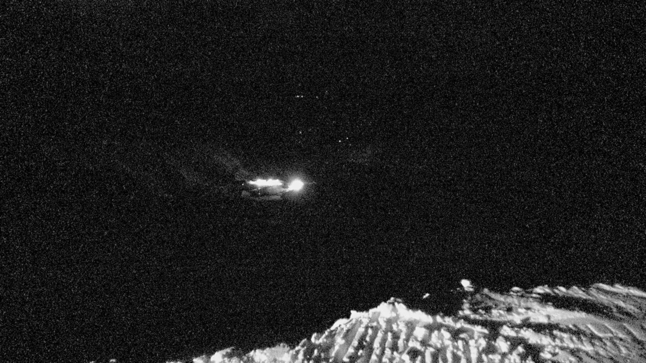 The Remarkables Curvey Basin snow cam captured at 15 September 2026 at 9:33 pm NZST