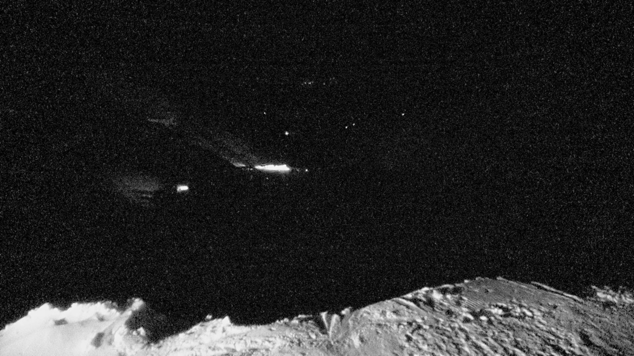 The Remarkables Curvey Basin snow cam captured at 30 September 2026 at 11:46 pm NZDT