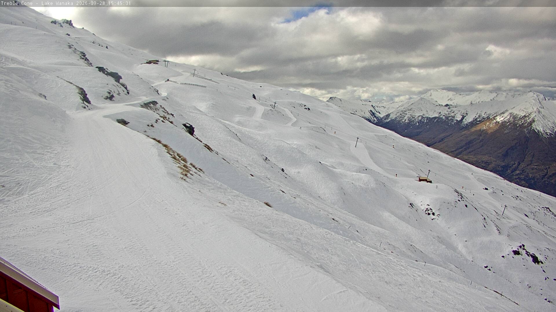 Treble Cone Home Basin snow cam captured at 28 September 2026 at 4:26 pm NZDT