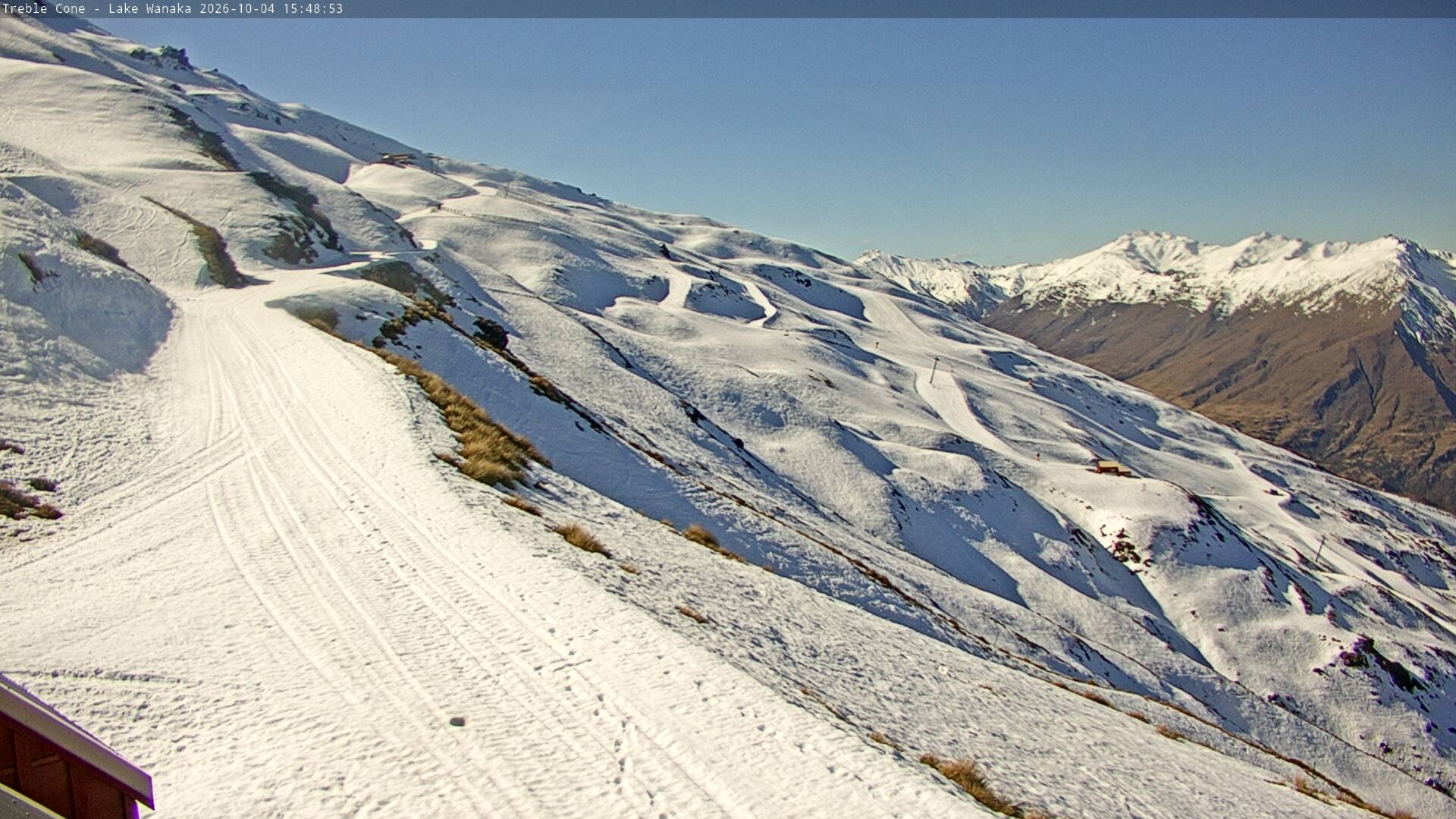Treble Cone Home Basin snow cam captured at 4 October 2026 at 4:33 pm NZDT