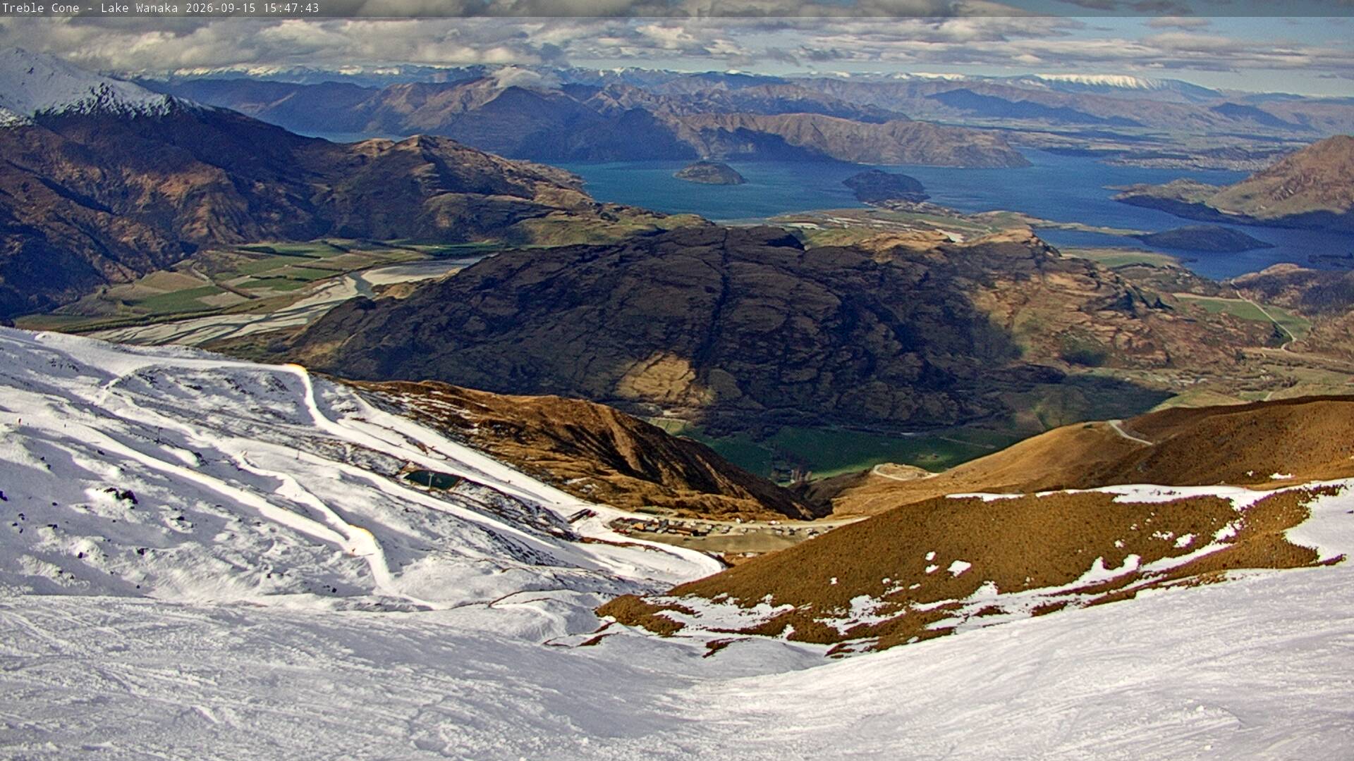 Treble Cone Lake Wānaka View snow cam captured at 15 September 2026 at 3:31 pm NZST