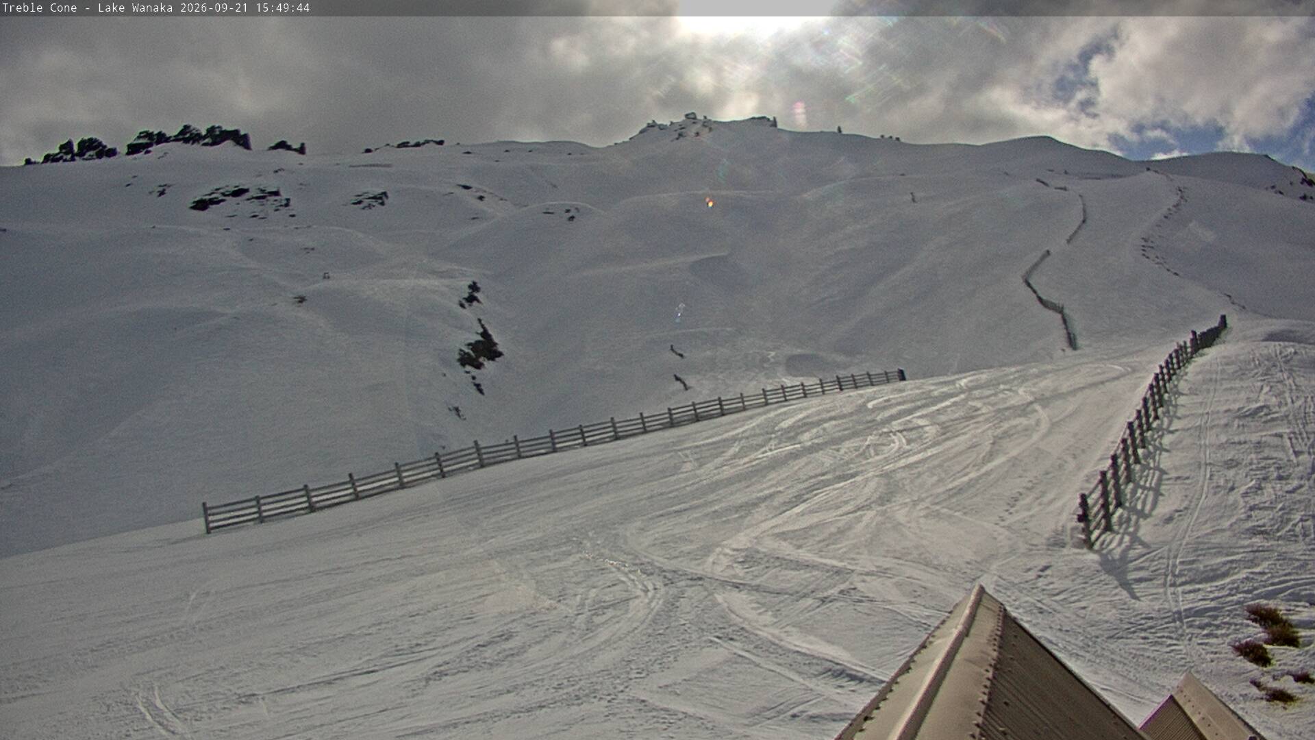 Treble Cone Saddle Basin snow cam captured at 21 September 2026 at 3:36 pm NZST