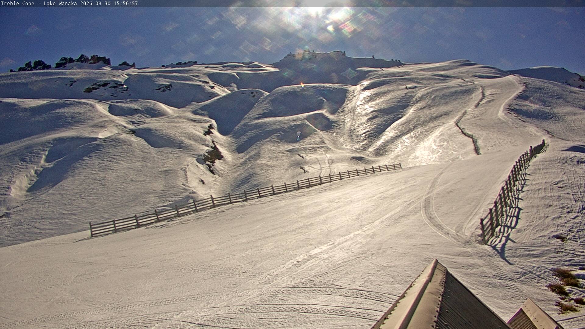Treble Cone Saddle Basin snow cam captured at 30 September 2026 at 4:45 pm NZDT